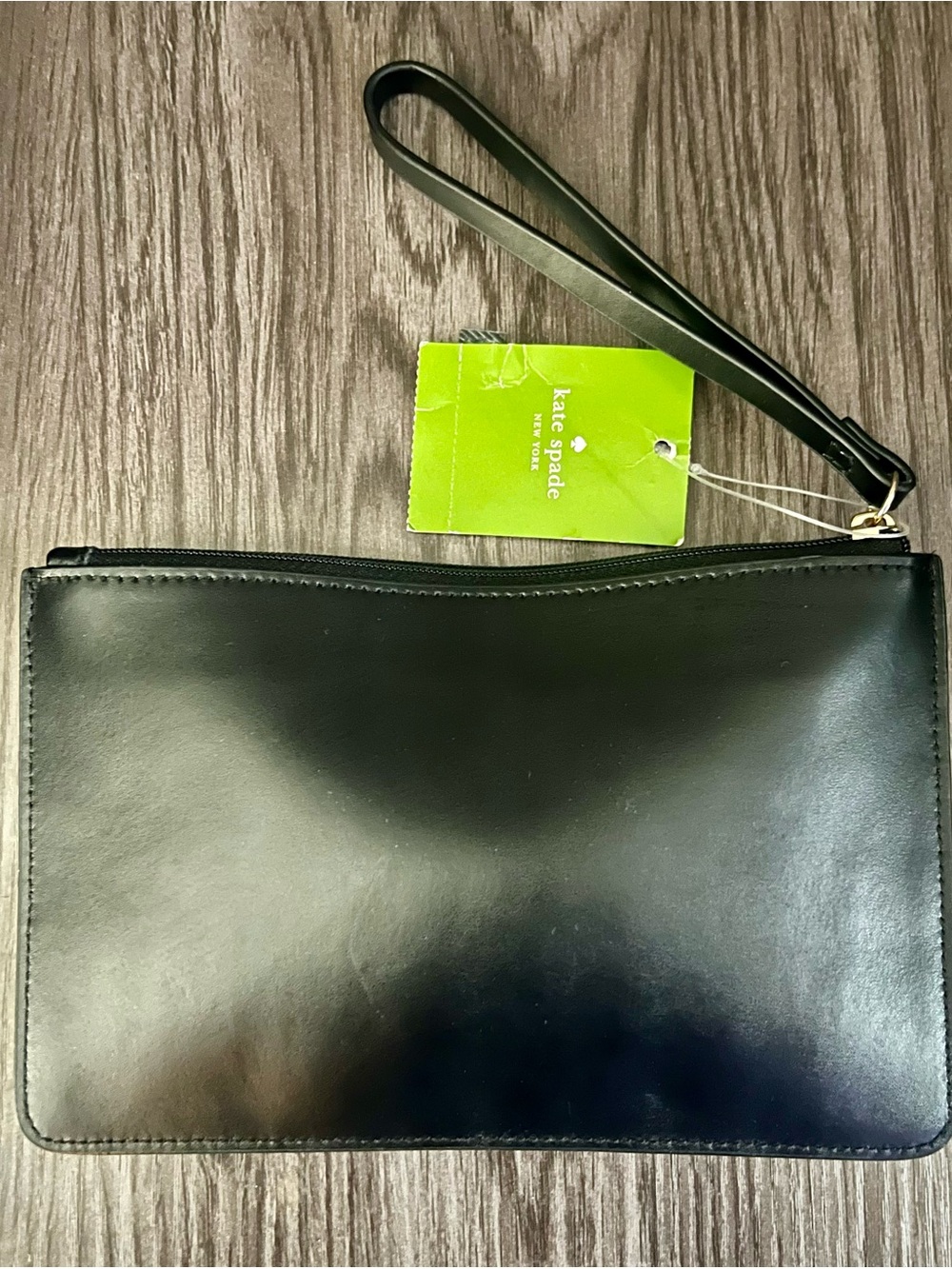 ♠️ NWT ** Kate Spade Black Eli Wristlet – Sleek Black Leather Essential ✨7.75”L - Picture 4 of 8